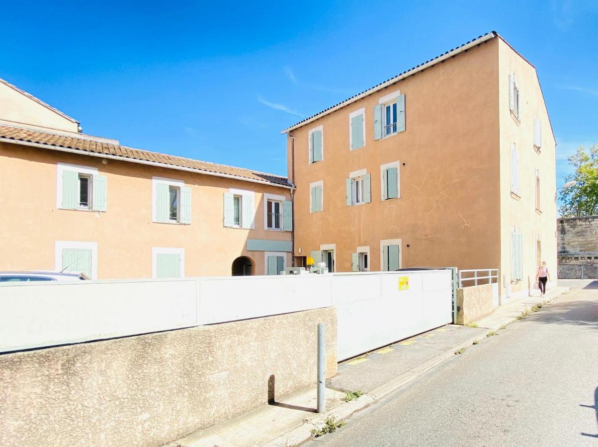 Appartement 50m2 intramuros-Parking privé gratuit-Netflix-Arrivée autonome!! Apartment 50m2-Free parking-Netflix-Self check in Avignon Extérieur photo