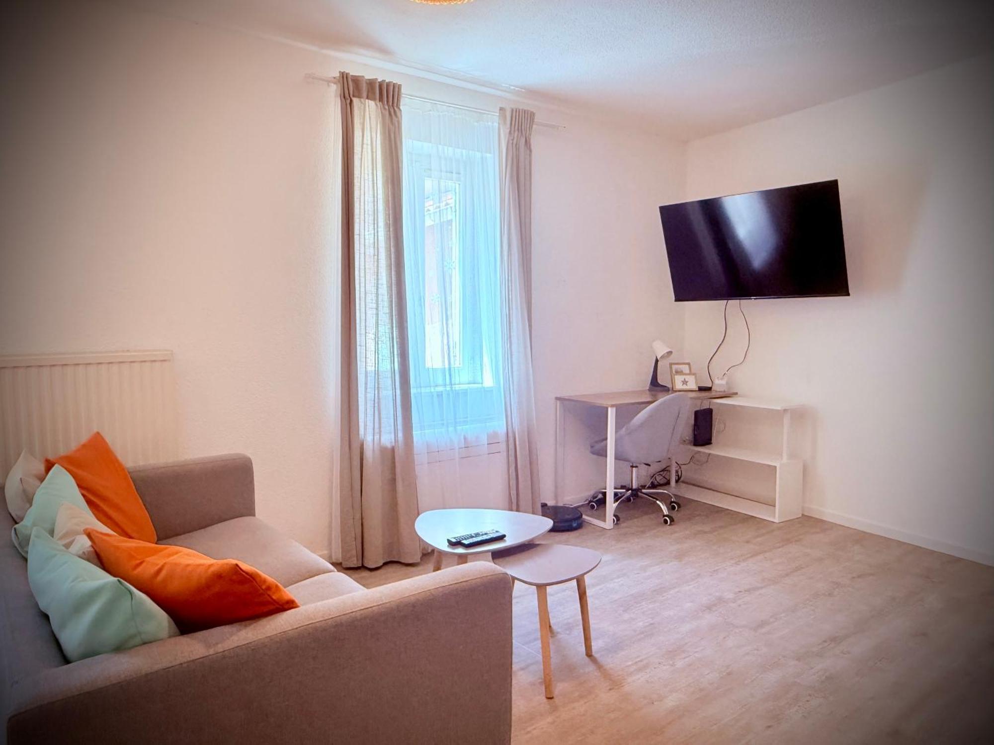Appartement 50m2 intramuros-Parking privé gratuit-Netflix-Arrivée autonome!! Apartment 50m2-Free parking-Netflix-Self check in Avignon Extérieur photo